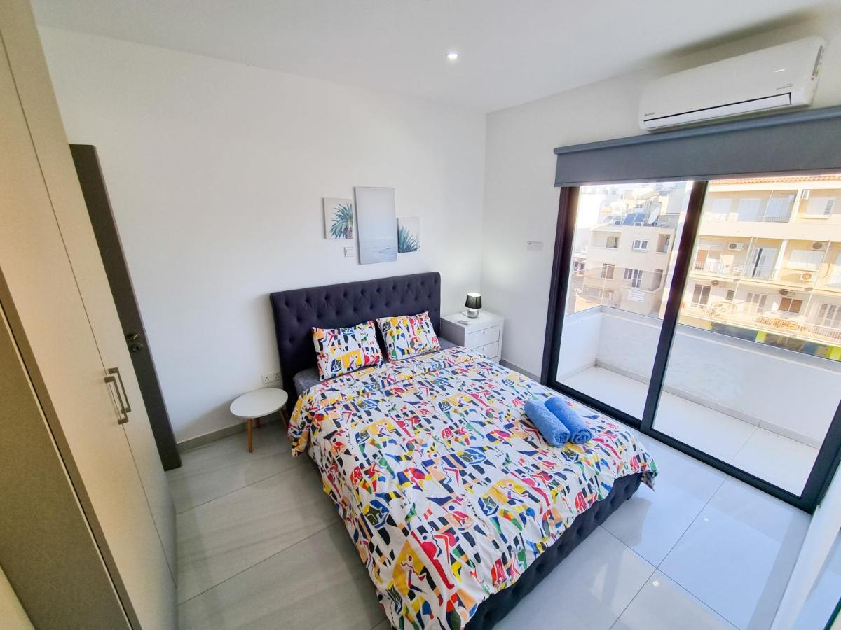 Sea La Vie Seaview Apartment Lárnaka Kültér fotó