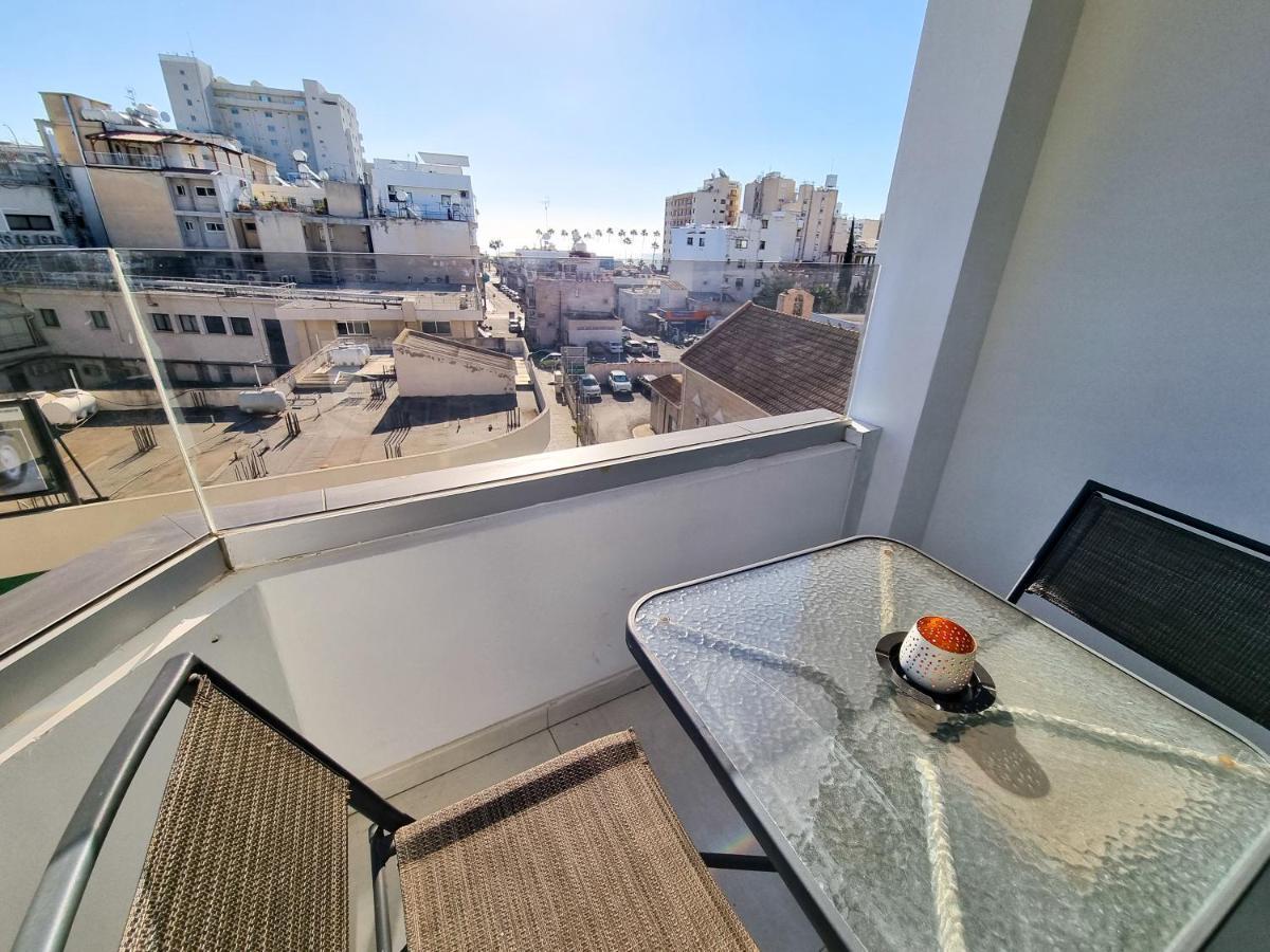 Sea La Vie Seaview Apartment Lárnaka Kültér fotó