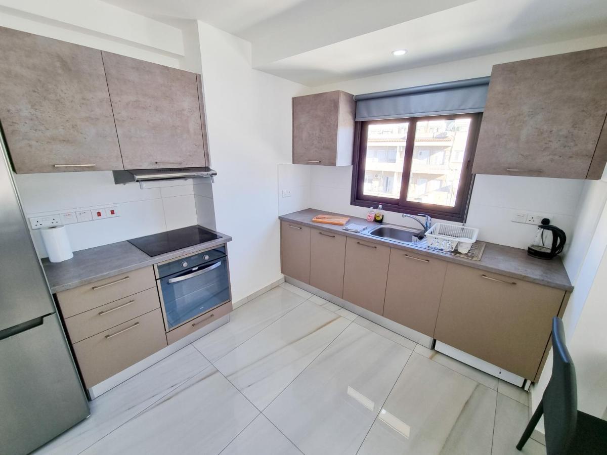 Sea La Vie Seaview Apartment Lárnaka Kültér fotó
